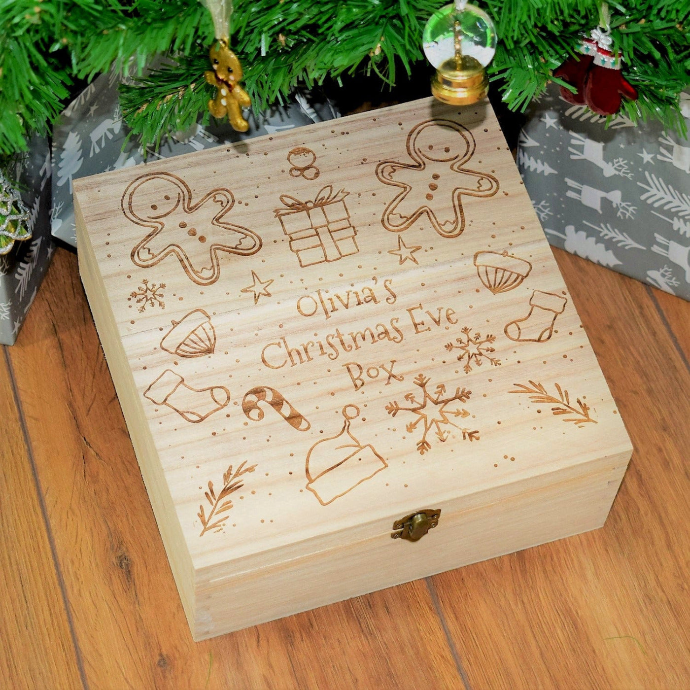 Personalised, Engraved Wooden Christmas Eve Box - Gingerbread Men