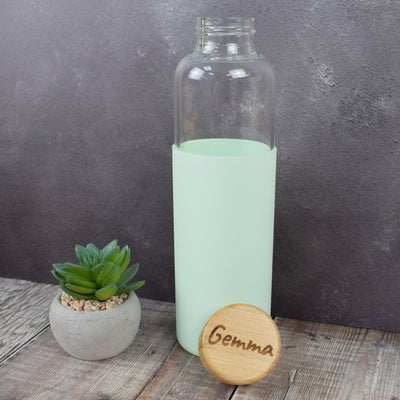 Personalised Glass Water Bottle ENGRAVED 600ml Water Bottles - Mint Green Glass Drinks Bottle, Gym Gift Coach Gift, Reusable Bottle